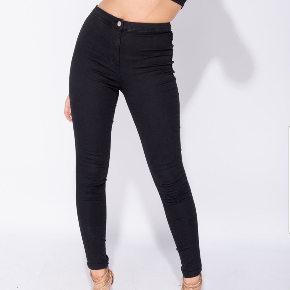 Black Skinny Jeggings Jeans - Picture 2 of 5